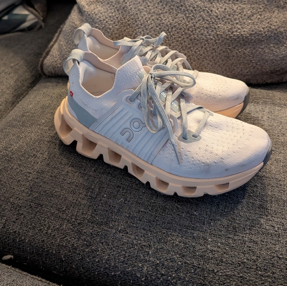 On Running On Cloudswift 4 - Picture 4 of 6